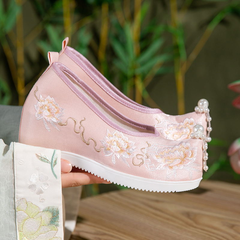 Damskie buty Hanfu z chińskim  – Embroidery Yes recenzja i cena